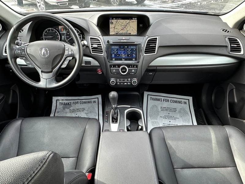 Acura RDX Vehicle Full-screen Gallery Image 13