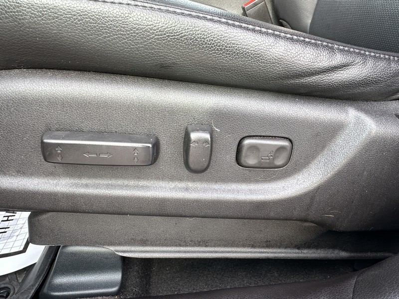 Acura RDX Vehicle Full-screen Gallery Image 20