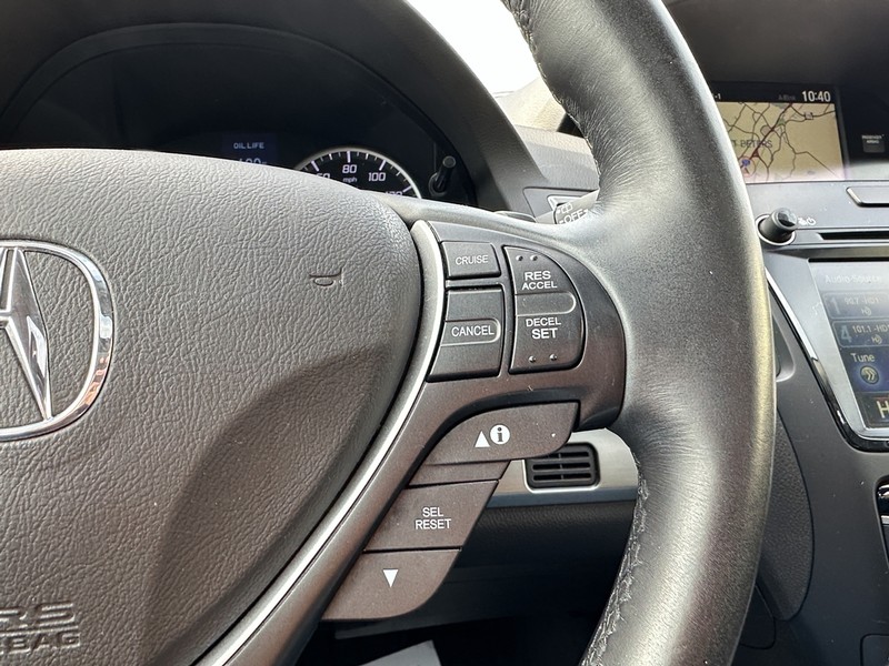 Acura RDX Vehicle Full-screen Gallery Image 25