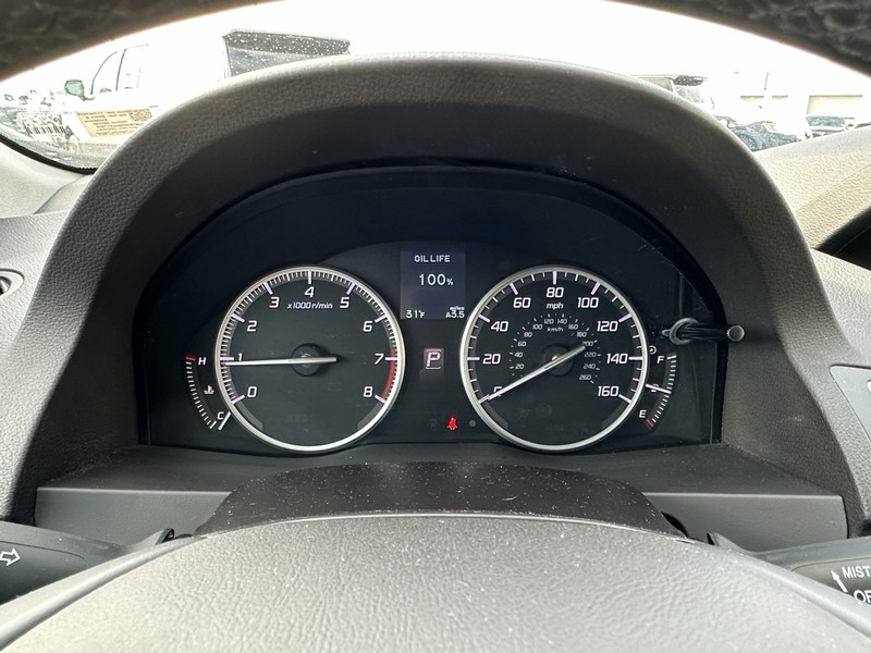 Acura RDX Vehicle Full-screen Gallery Image 26