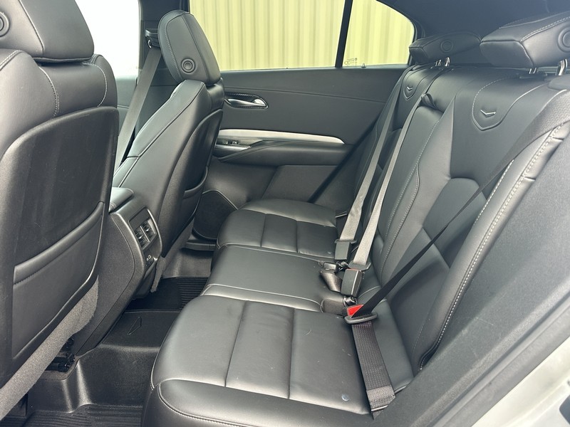 Cadillac XT4 Vehicle Full-screen Gallery Image 10