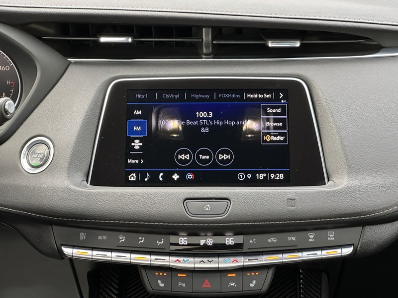 Cadillac XT4 Vehicle Full-screen Gallery Image 15