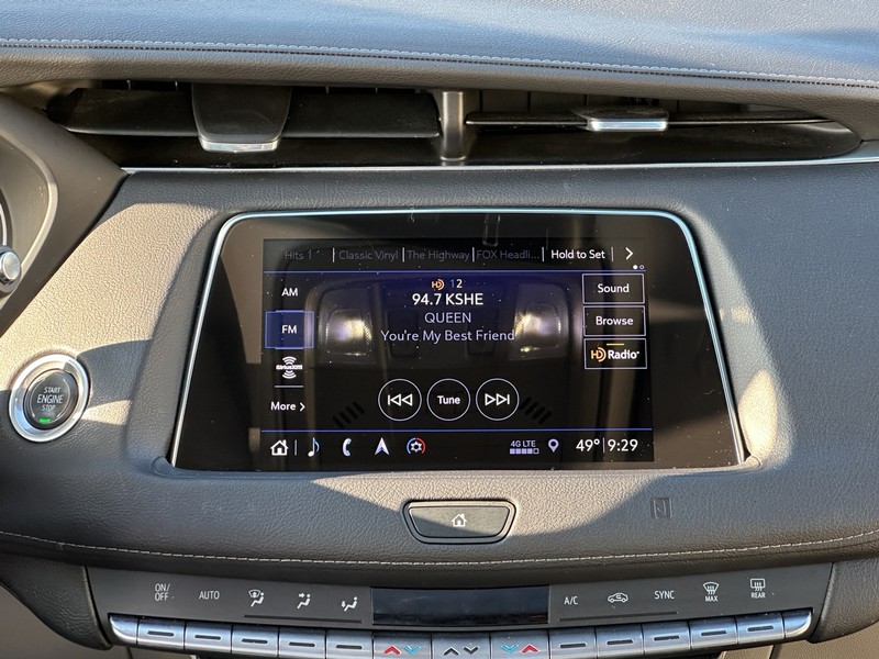 Cadillac XT4 Vehicle Full-screen Gallery Image 15