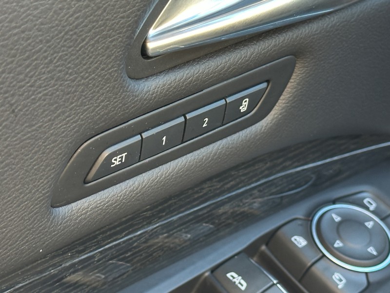 Cadillac XT4 Vehicle Full-screen Gallery Image 27