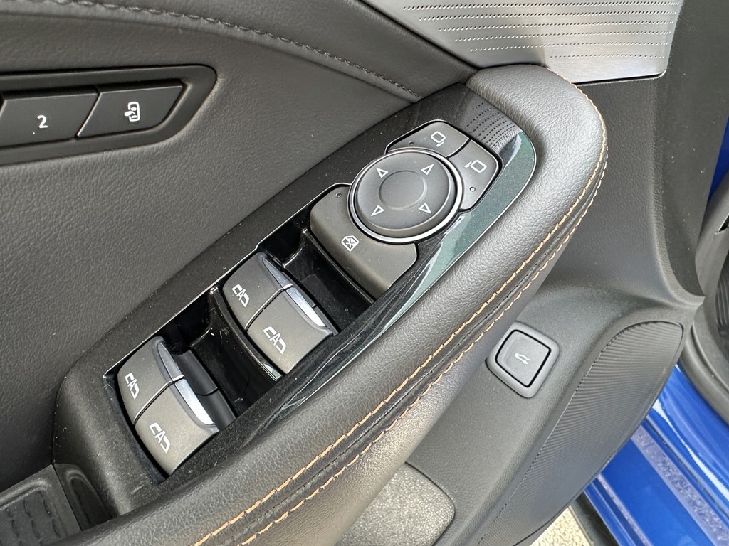 Cadillac CT5 Vehicle Full-screen Gallery Image 22