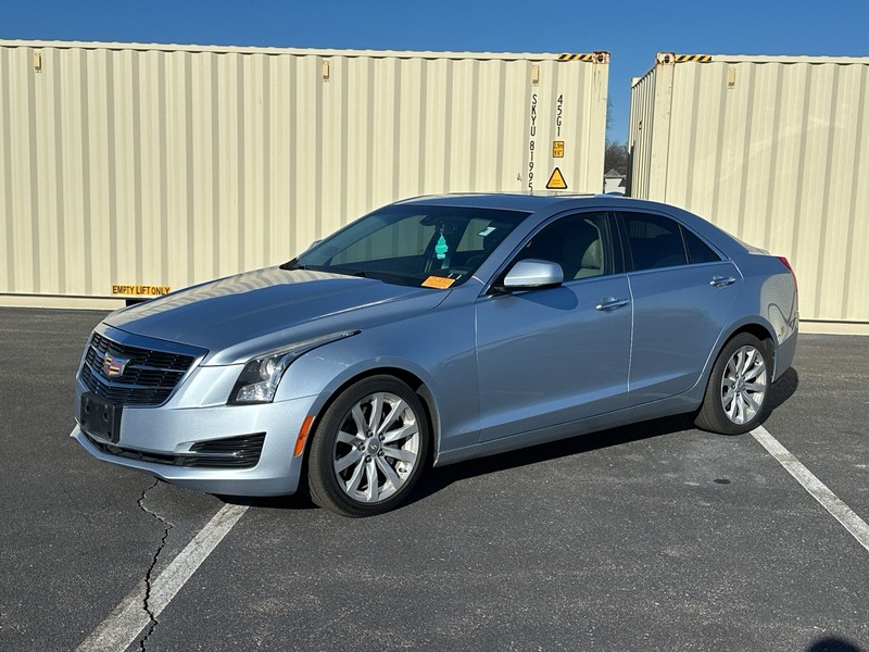 Cadillac ATS Sedan Vehicle Full-screen Gallery Image 01