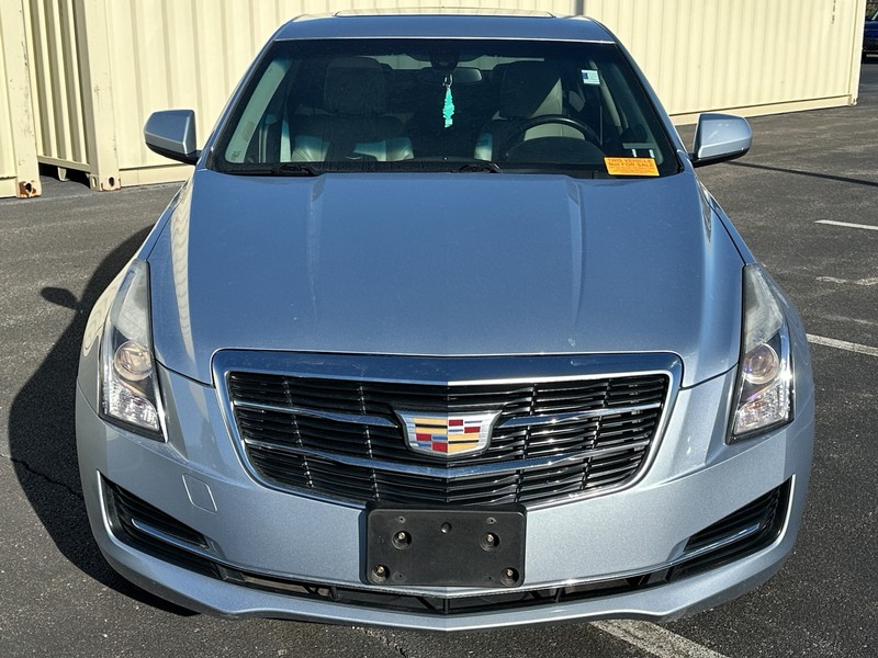Cadillac ATS Sedan Vehicle Full-screen Gallery Image 02
