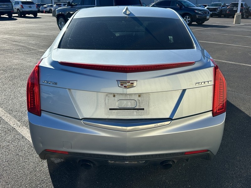 Cadillac ATS Sedan Vehicle Full-screen Gallery Image 03