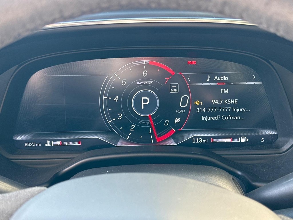 Cadillac CT5-V Vehicle Full-screen Gallery Image 22