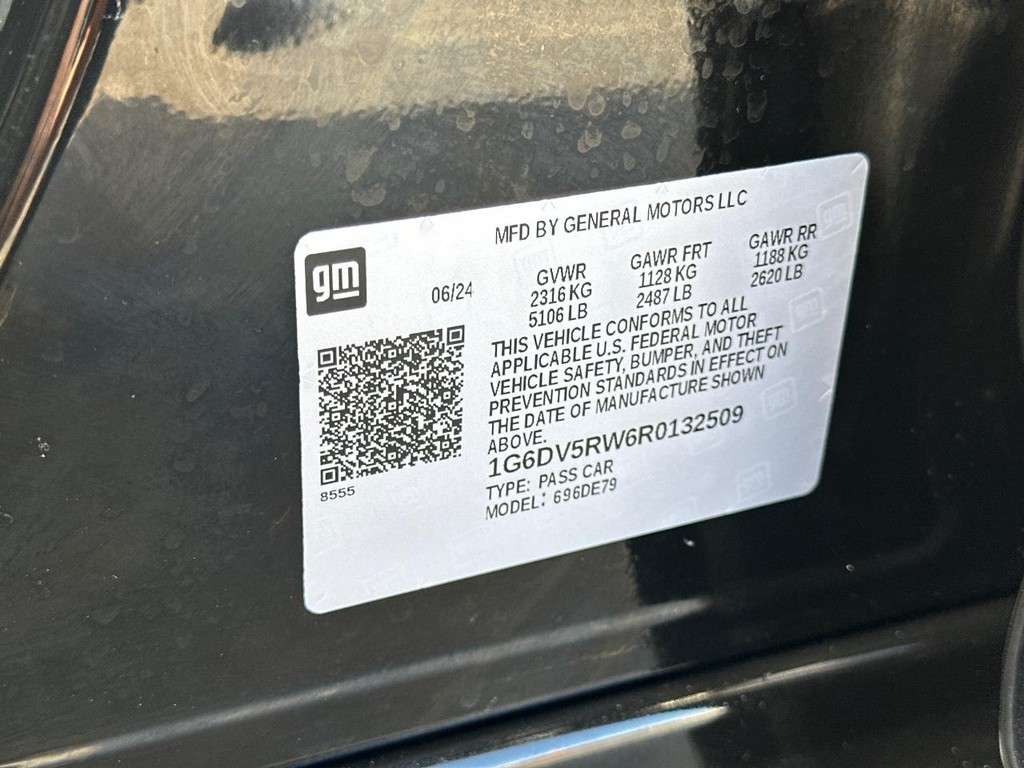 Cadillac CT5-V Vehicle Full-screen Gallery Image 20