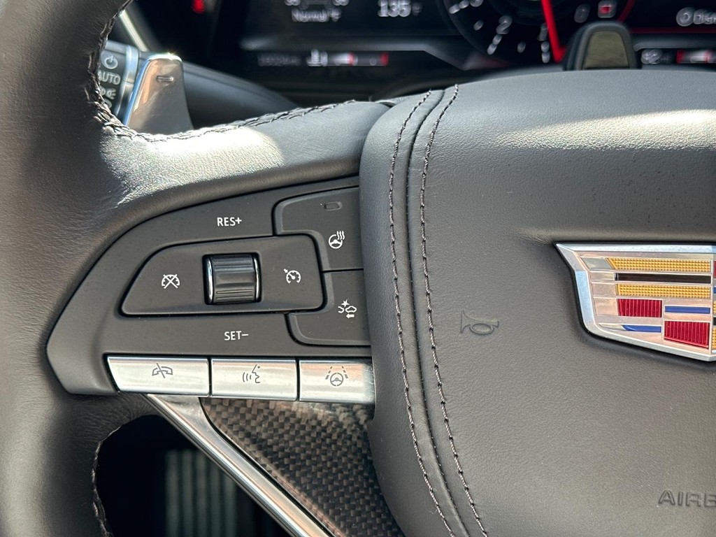 Cadillac CT5-V Vehicle Full-screen Gallery Image 21