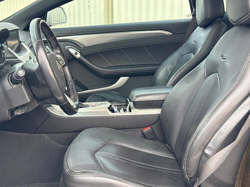 Cadillac CTS Coupe Vehicle Full-screen Gallery Image 05