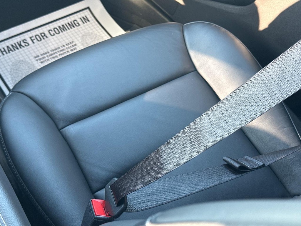 Cadillac XT4 Vehicle Full-screen Gallery Image 16