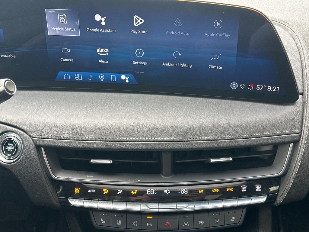 Cadillac CT5 Vehicle Full-screen Gallery Image 12