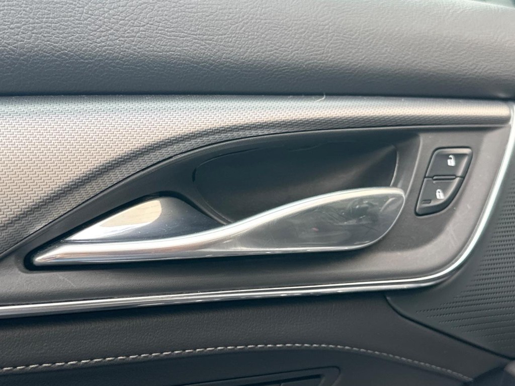 Cadillac CT5 Vehicle Full-screen Gallery Image 18