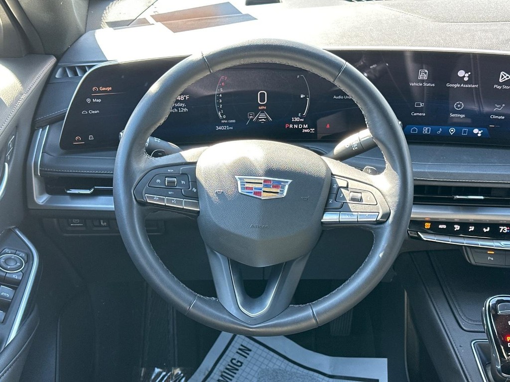 Cadillac XT4 Vehicle Full-screen Gallery Image 09