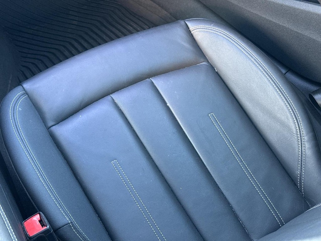 Audi A5 Sportback Vehicle Full-screen Gallery Image 16