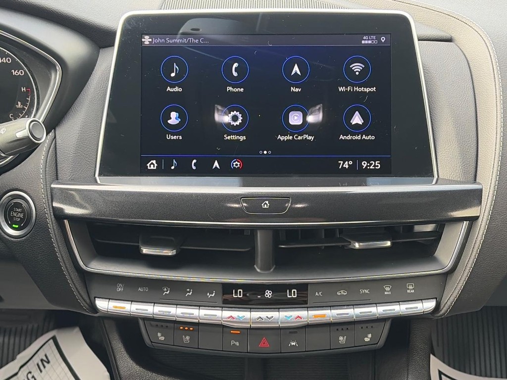 Cadillac CT5 Vehicle Full-screen Gallery Image 11