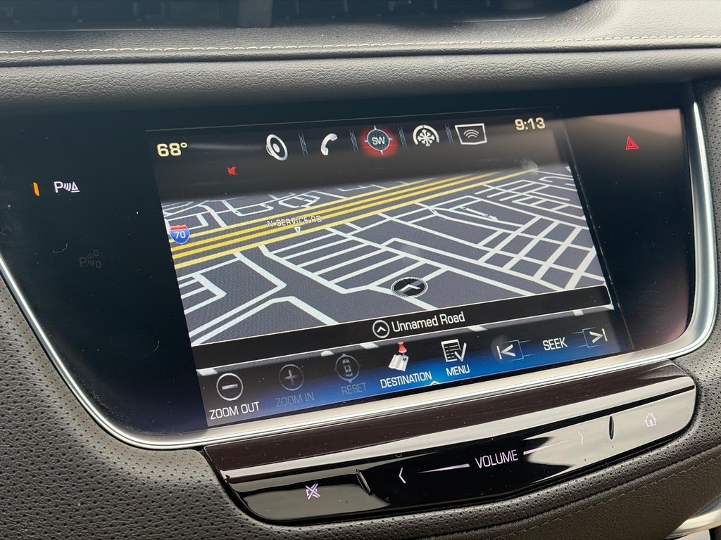 Cadillac XT5 Vehicle Full-screen Gallery Image 27