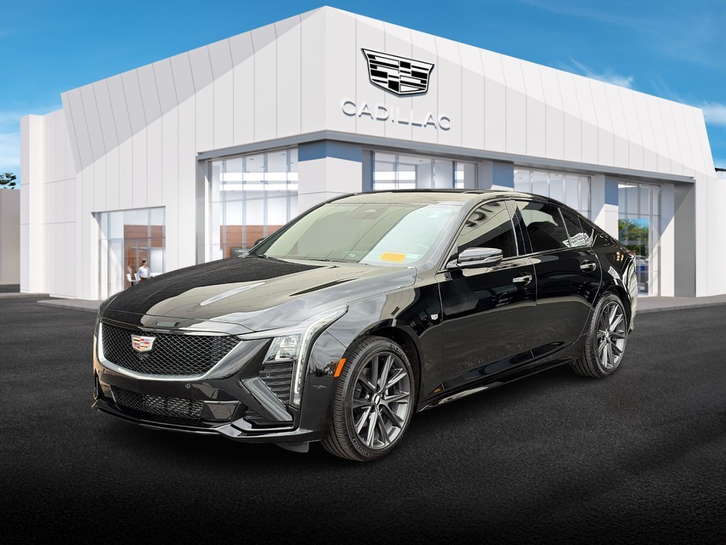 Cadillac CT5 Vehicle Full-screen Gallery Image 01