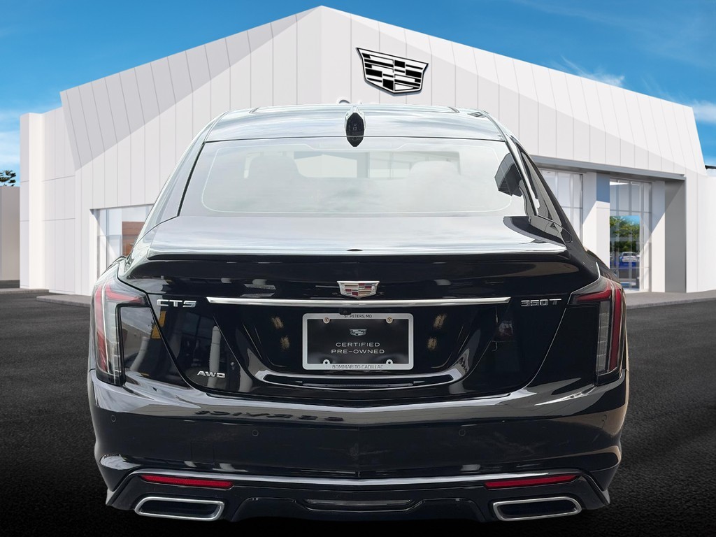 Cadillac CT5 Vehicle Full-screen Gallery Image 03