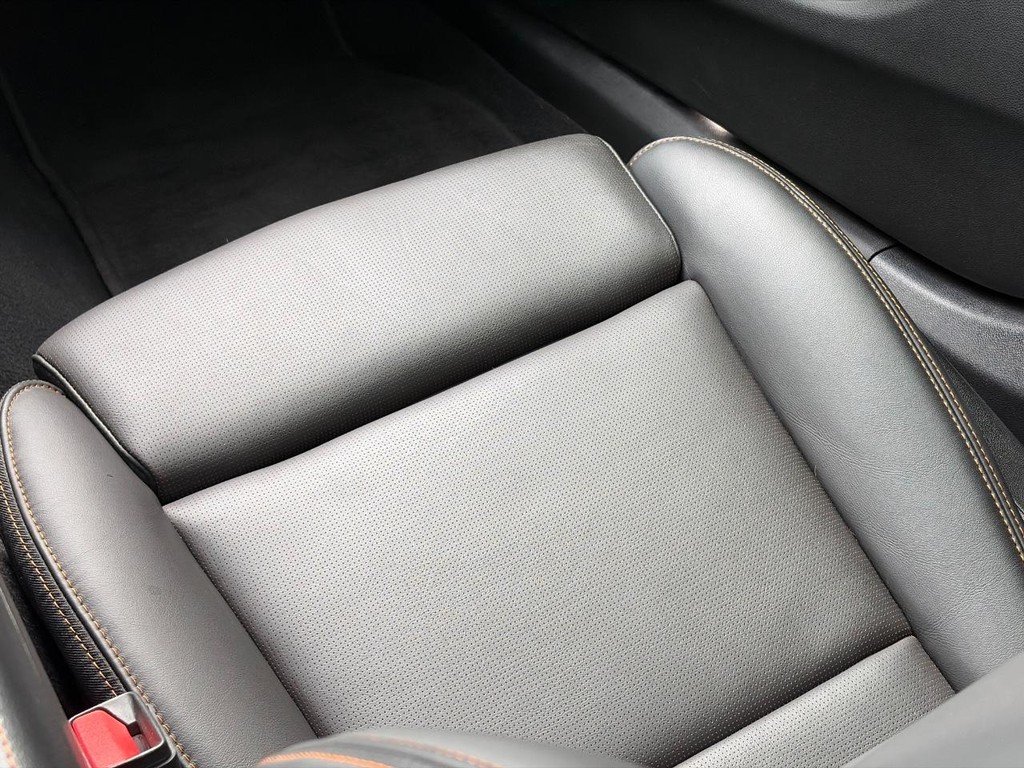 Cadillac CT5 Vehicle Full-screen Gallery Image 12