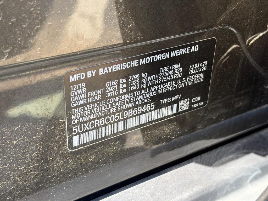 BMW X5 Vehicle Full-screen Gallery Image 25