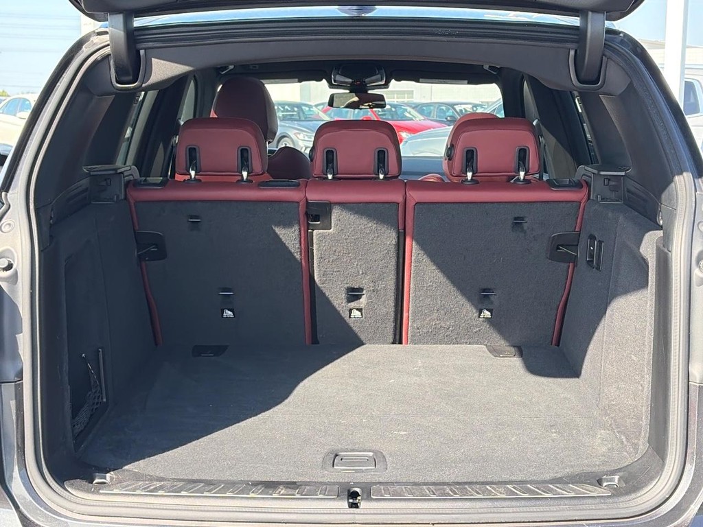BMW X3 Vehicle Full-screen Gallery Image 07