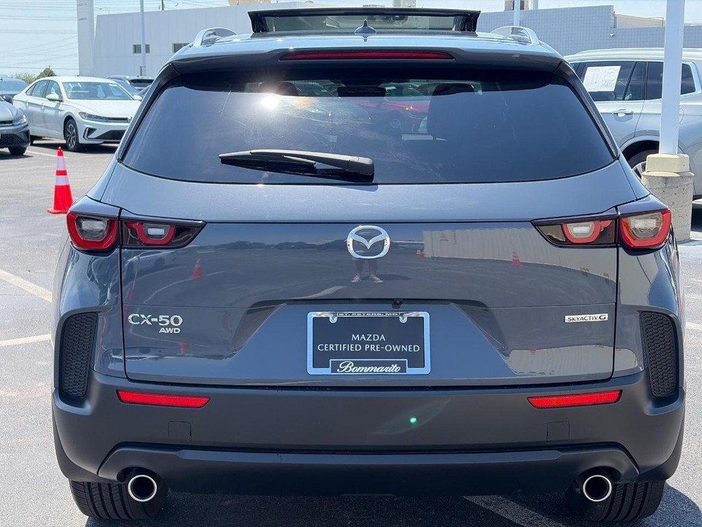 View vehicle photo 6