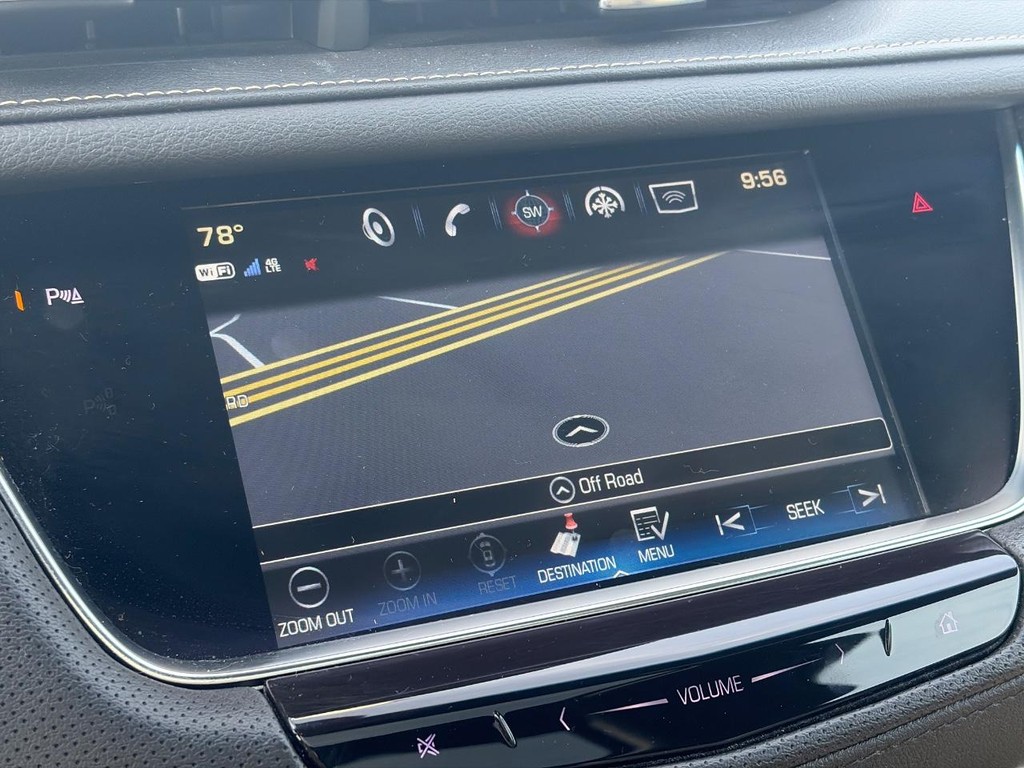 Cadillac XT5 Vehicle Full-screen Gallery Image 27