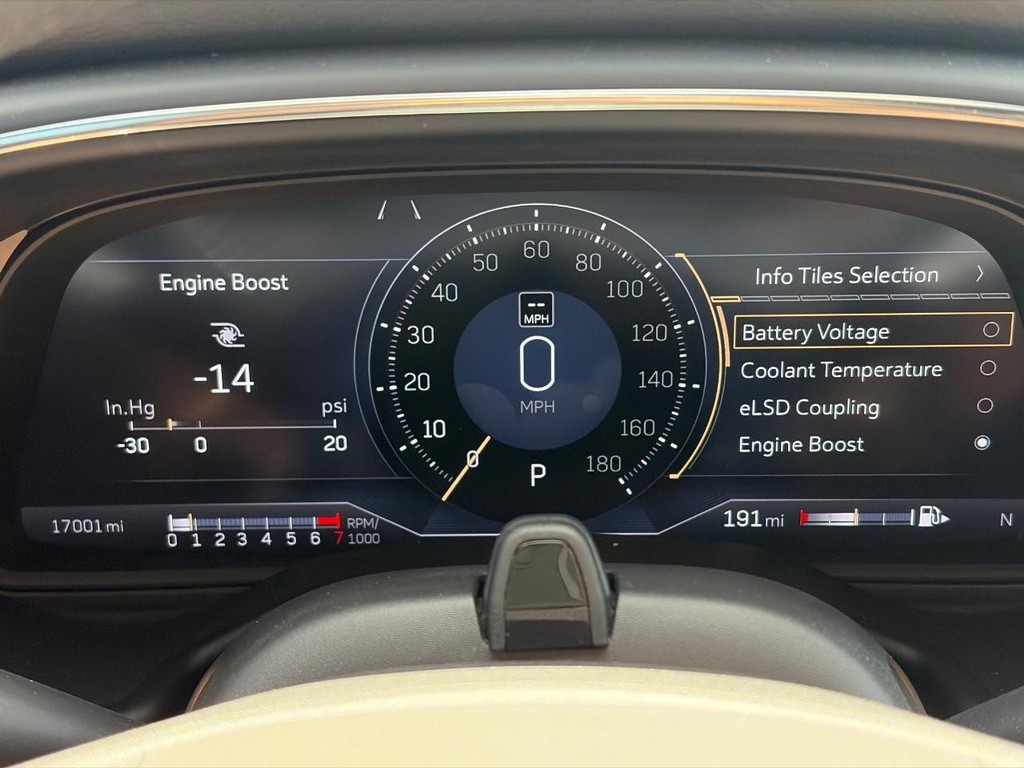 Cadillac CT5-V Vehicle Full-screen Gallery Image 05