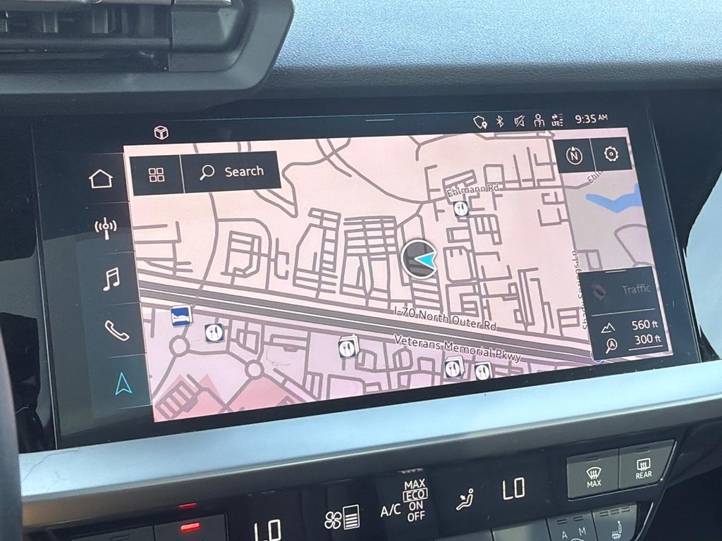 Audi A3 Vehicle Full-screen Gallery Image 28