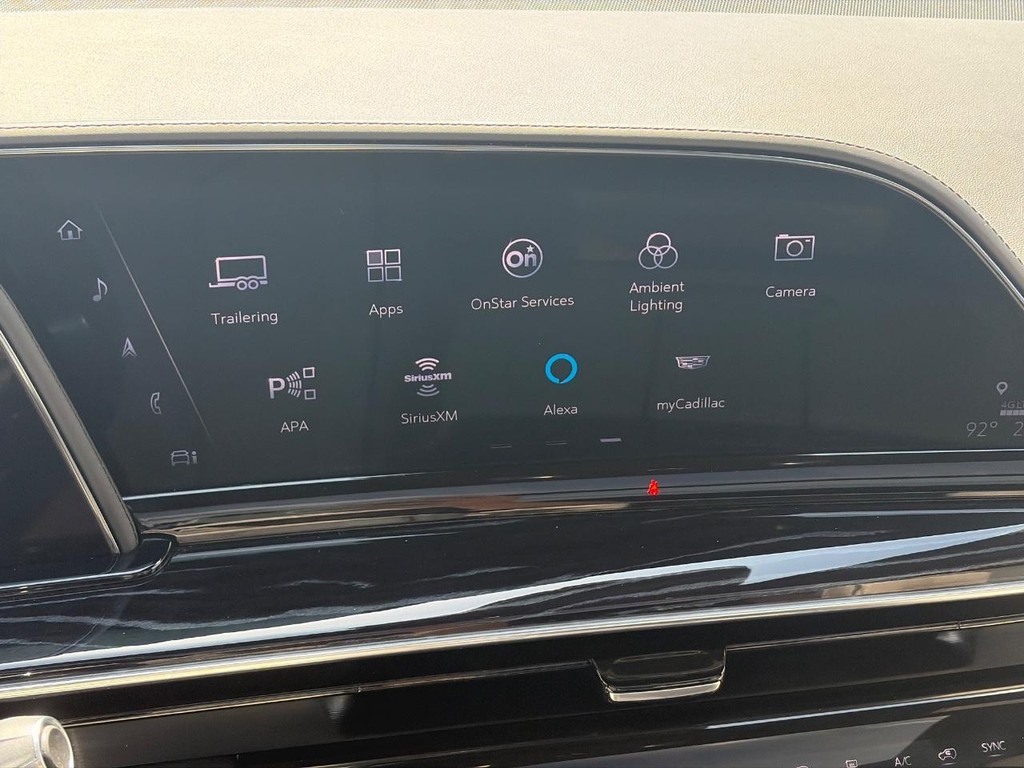Cadillac Escalade Vehicle Full-screen Gallery Image 15