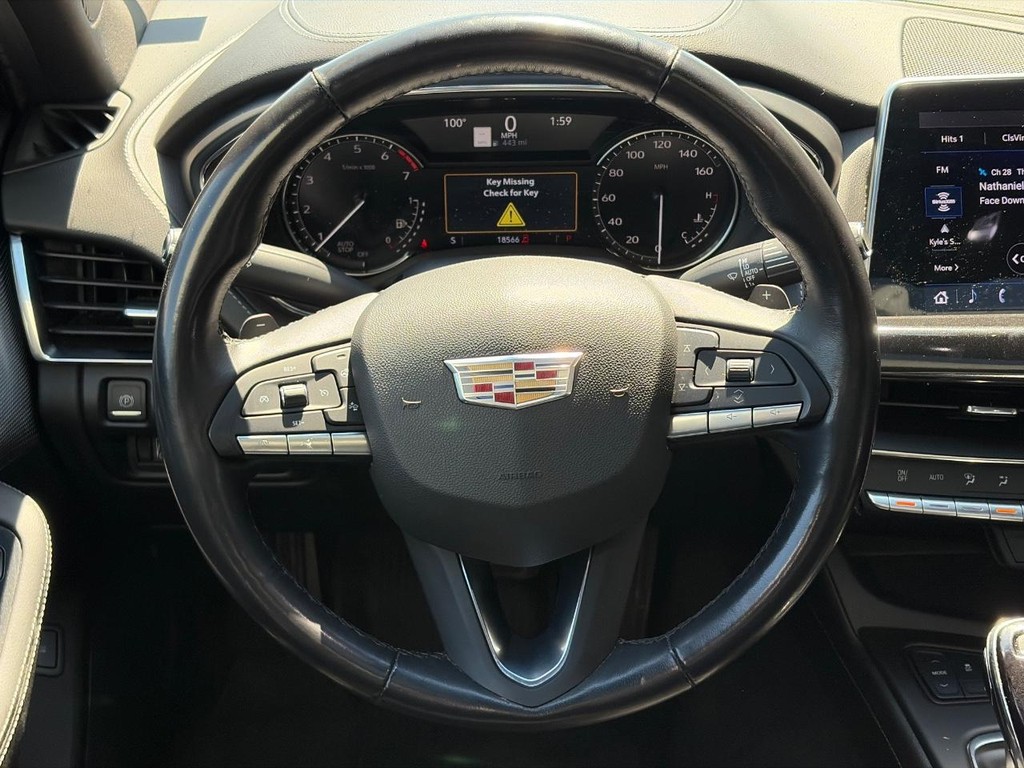 Cadillac CT5 Vehicle Full-screen Gallery Image 11