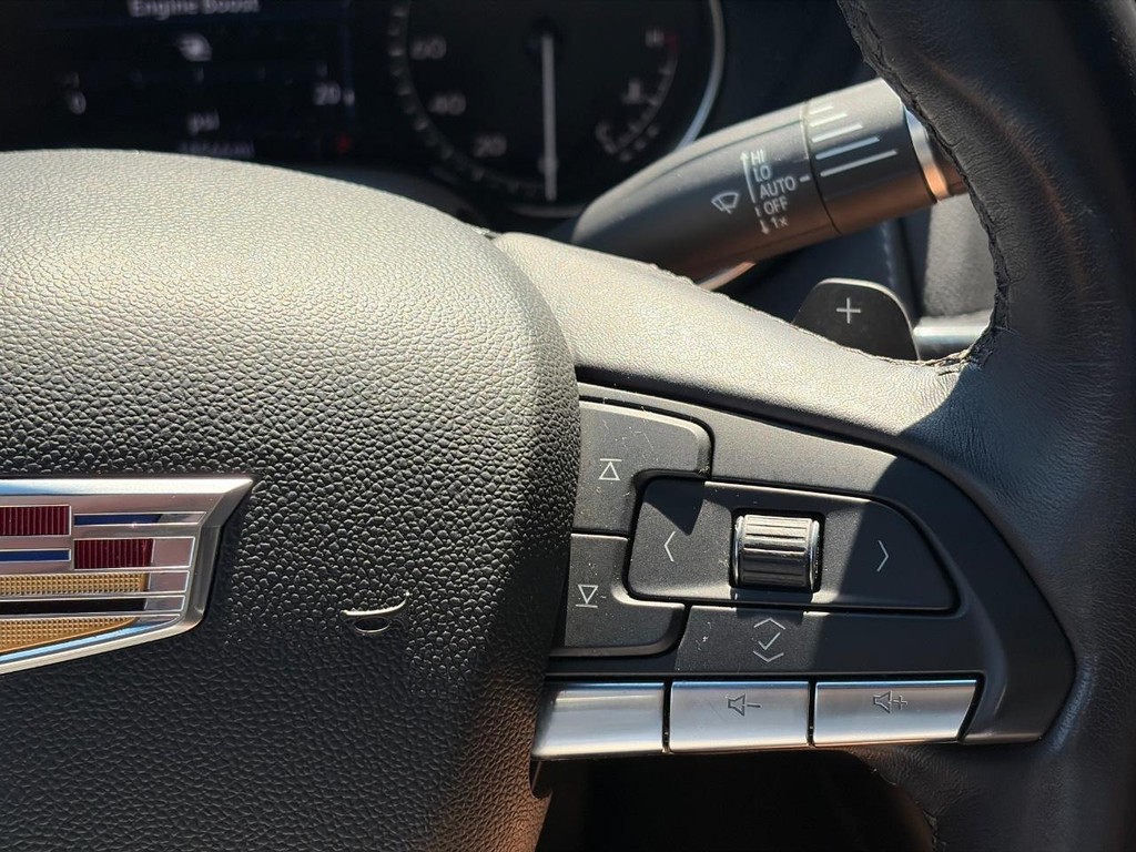 Cadillac CT5 Vehicle Full-screen Gallery Image 22