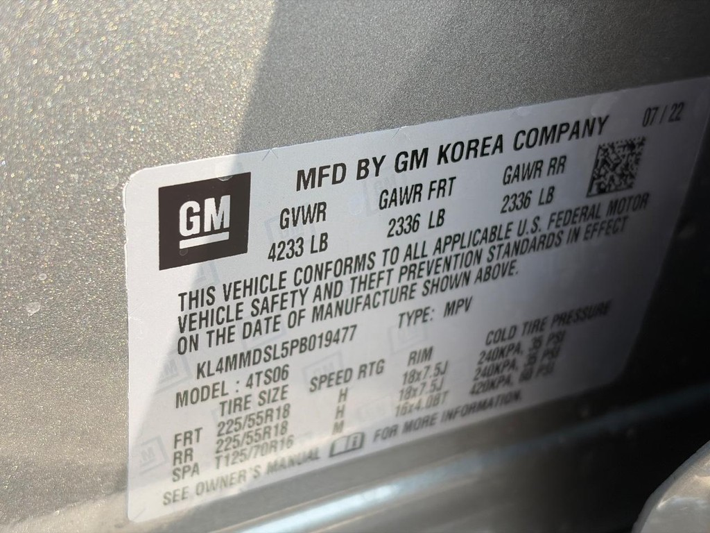 Buick Encore GX Vehicle Full-screen Gallery Image 21