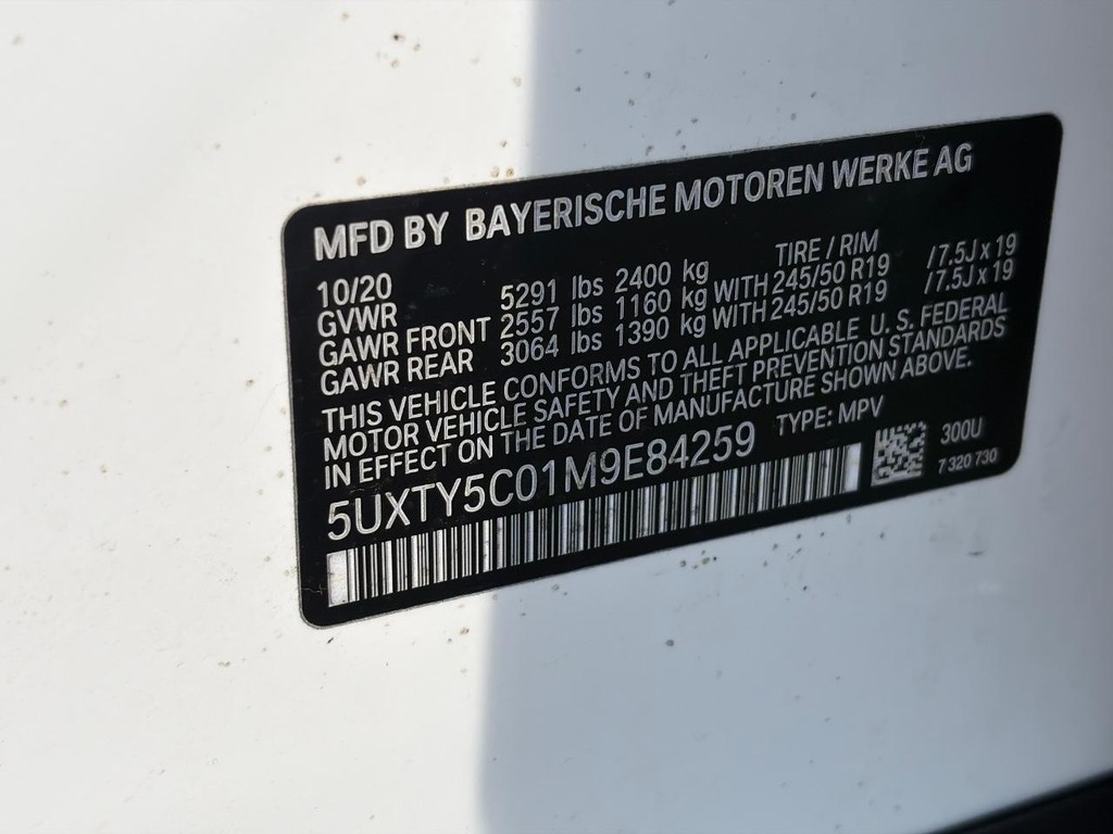 BMW X3 Vehicle Full-screen Gallery Image 24