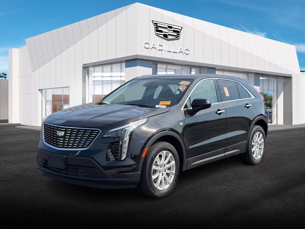Cadillac XT4 Vehicle Full-screen Gallery Image 01