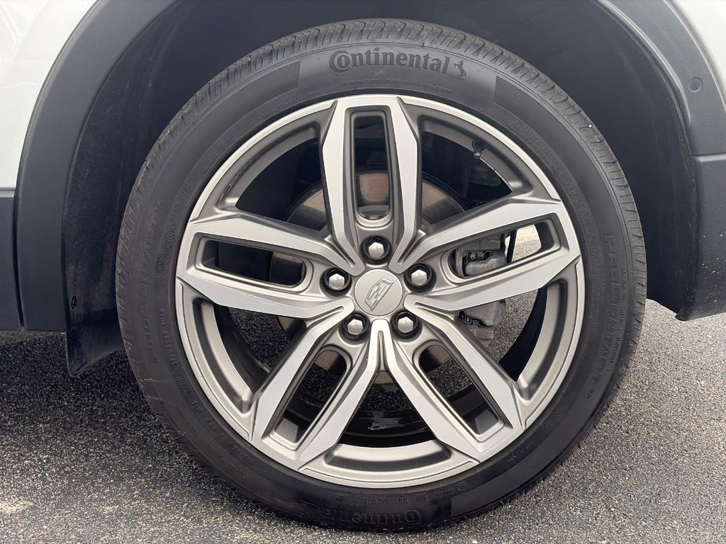 Cadillac XT4 Vehicle Full-screen Gallery Image 09