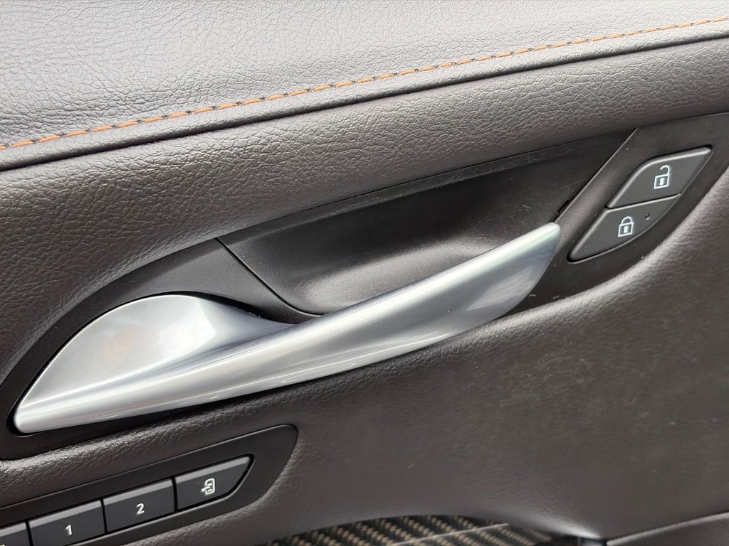 Cadillac XT4 Vehicle Full-screen Gallery Image 21