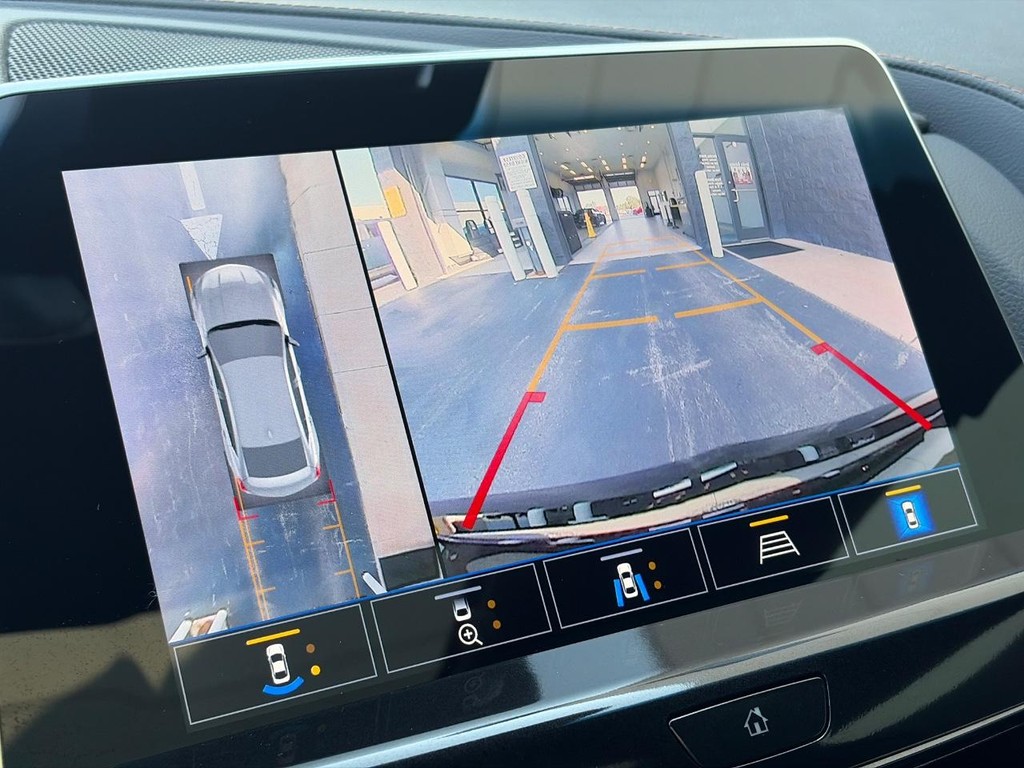 Cadillac CT5-V Vehicle Full-screen Gallery Image 26
