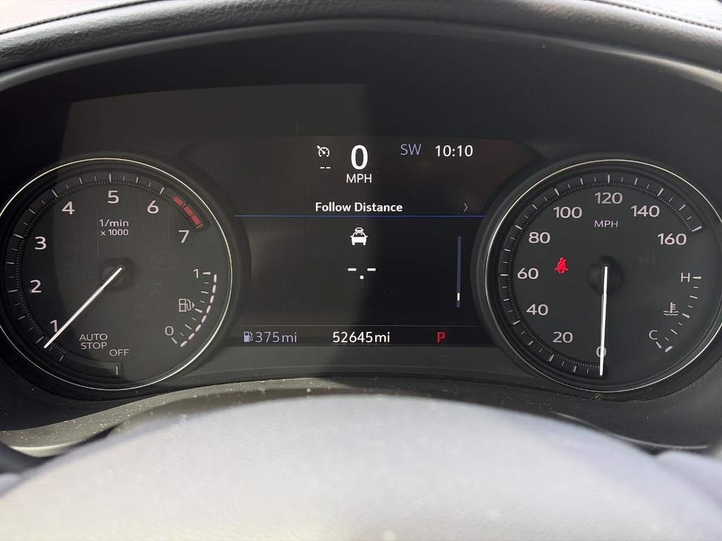 Cadillac XT4 Vehicle Full-screen Gallery Image 06