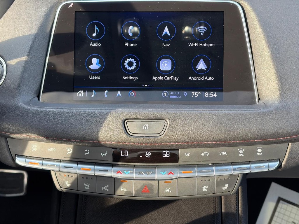 Cadillac XT4 Vehicle Full-screen Gallery Image 15