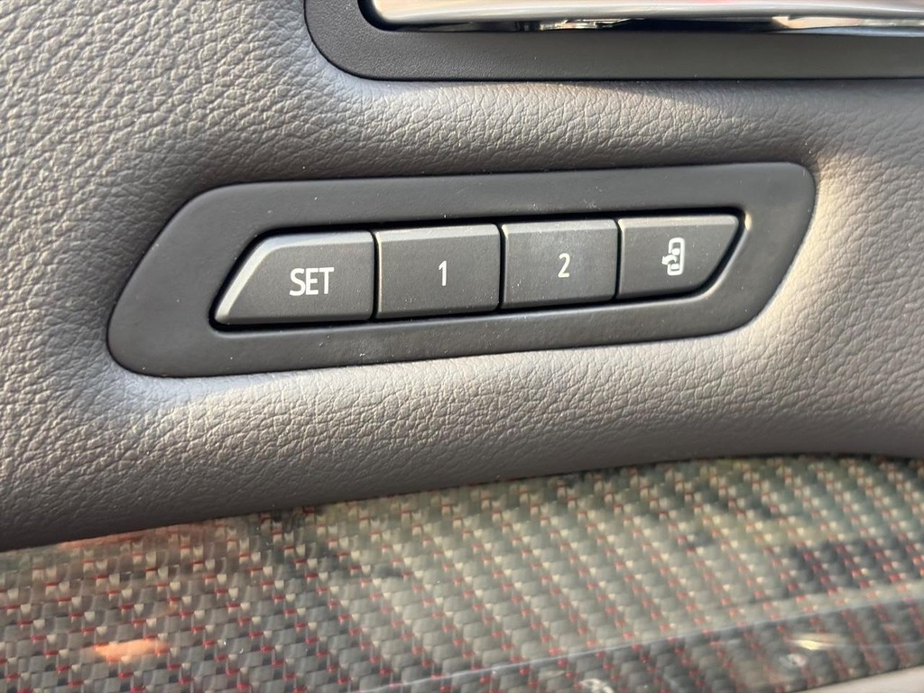 Cadillac XT4 Vehicle Full-screen Gallery Image 22
