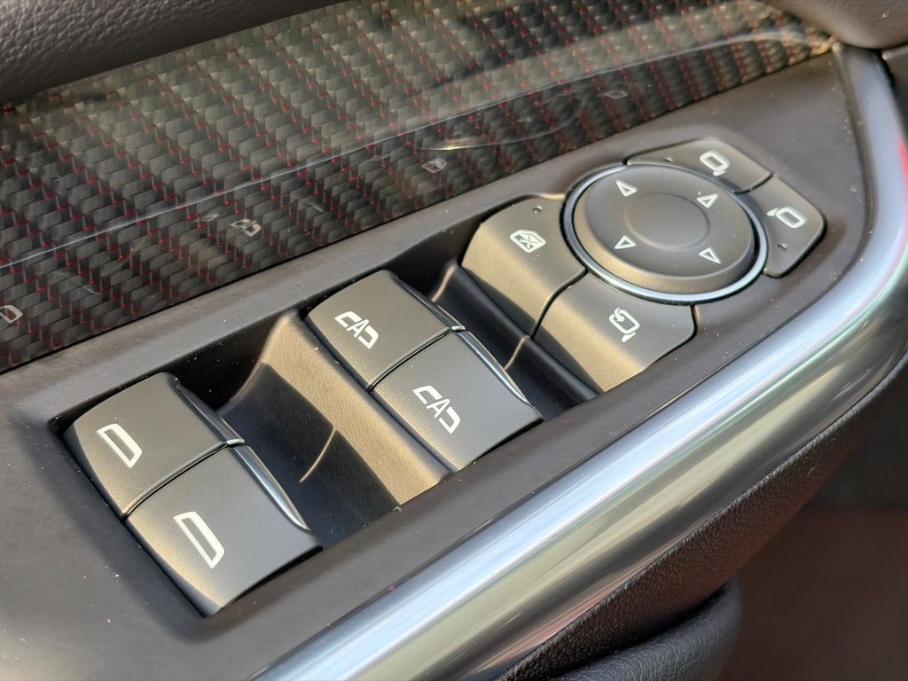 Cadillac XT4 Vehicle Full-screen Gallery Image 23