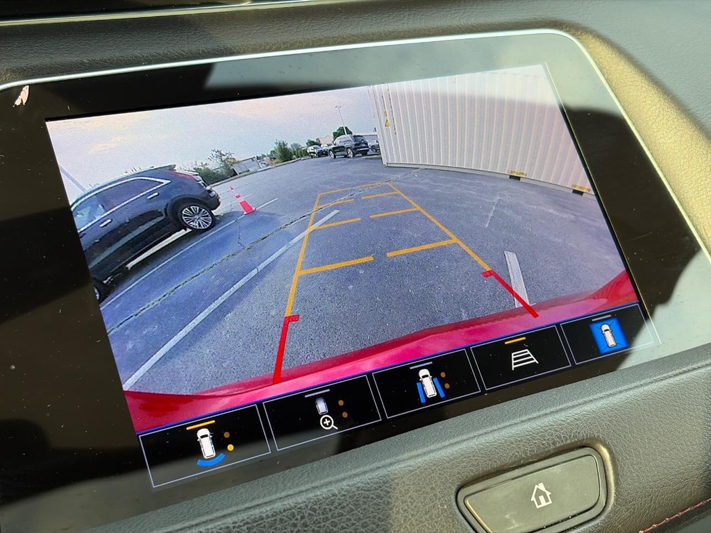 Cadillac XT4 Vehicle Full-screen Gallery Image 28
