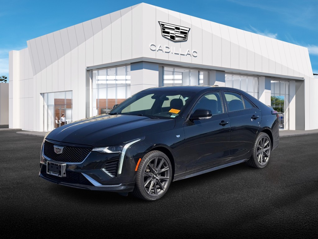 Cadillac CT4 Vehicle Full-screen Gallery Image 01