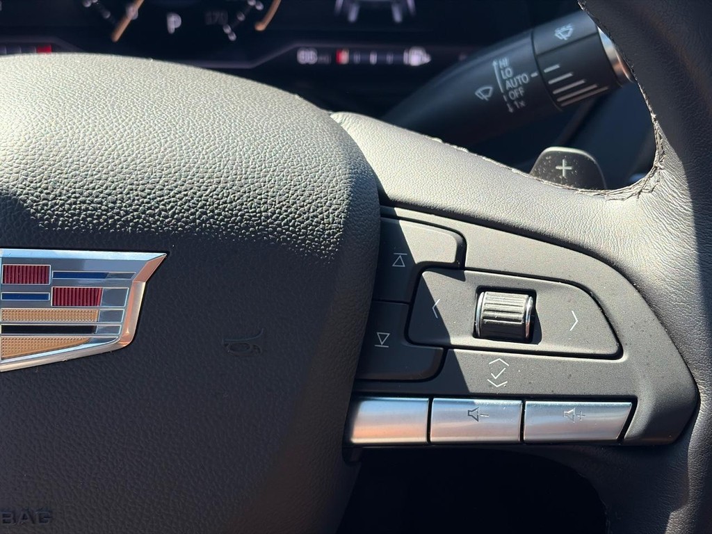 Cadillac CT4 Vehicle Full-screen Gallery Image 27