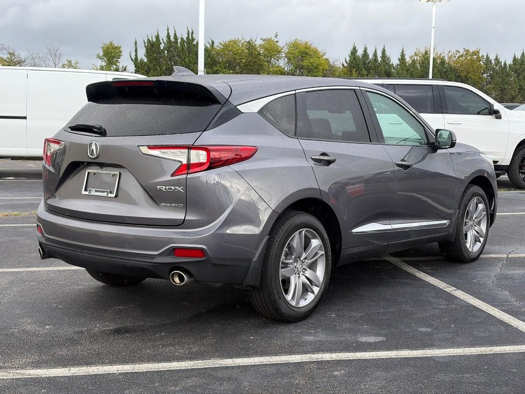 Acura RDX Vehicle Full-screen Gallery Image 03