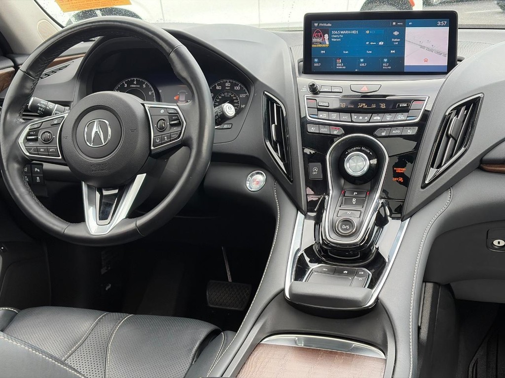 Acura RDX Vehicle Full-screen Gallery Image 14